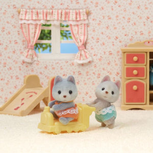 Sylvanian Families Husky Twins Set 