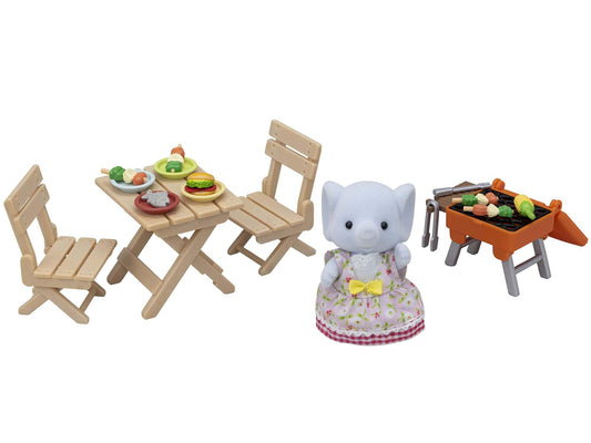 Sylvanian Families BBQ Picnic Set - Elephant Girl