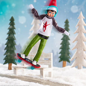 Elf on the Shelf MagiFreez - Holly Jolly Ollie Skateboarder