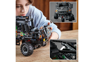 Lego 4x4 Mercedes Benz Zetros Trial Truck